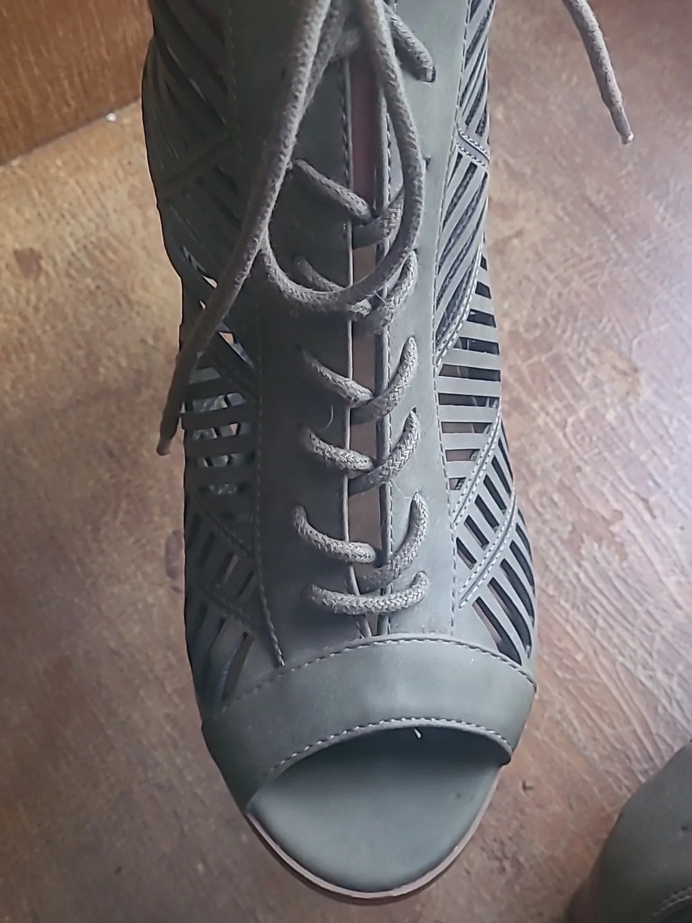 George Women’s Olive Open Toe Cutout Lace-Up Block Heel Booties - Picture 4 of 4